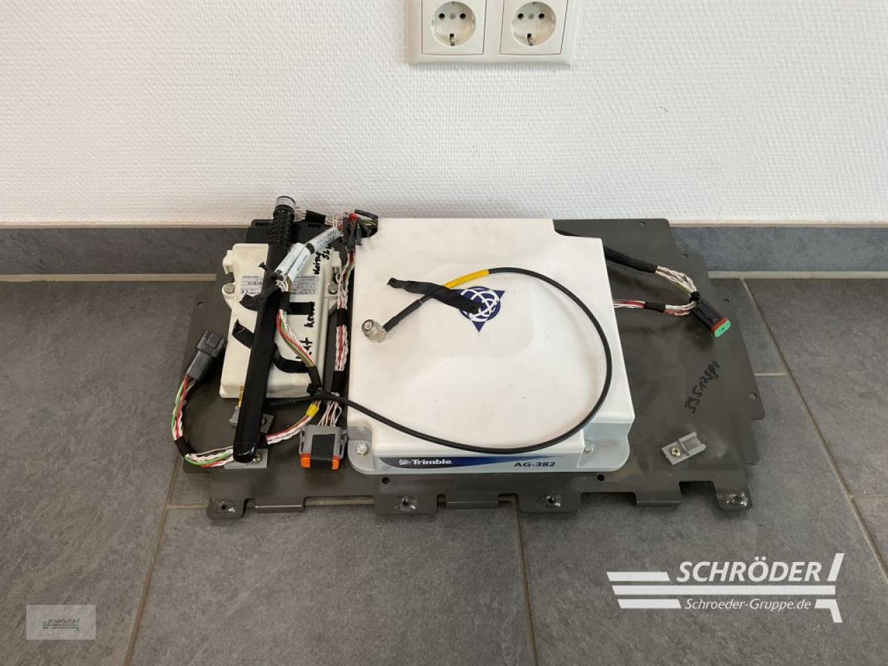 Parallelfahr-System del tipo Trimble AG 382 | TRIMPLE AG 382 | RTK | FENDT, Gebrauchtmaschine In Holdorf (Immagine 1)